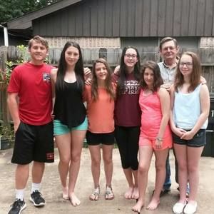 Meet your Posher, Carl